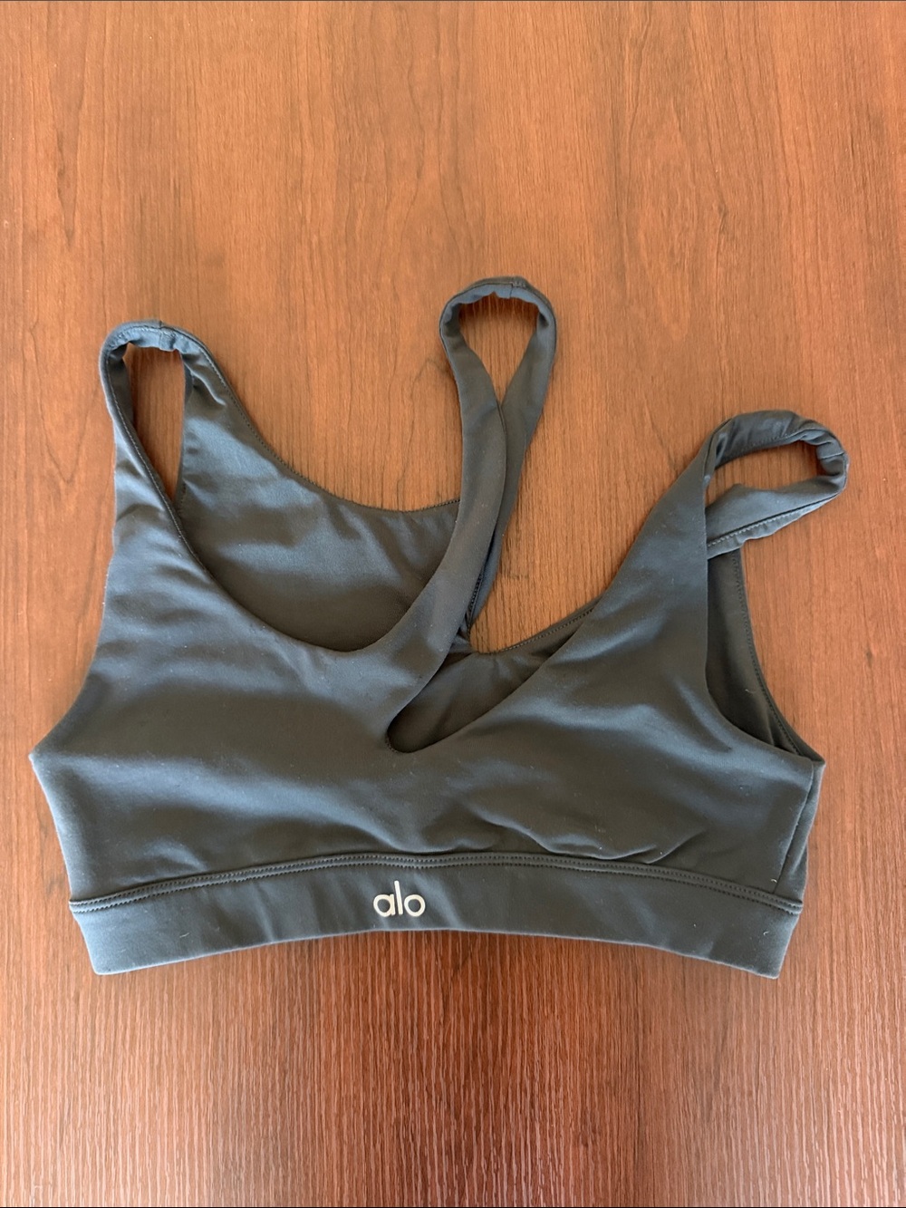 Alo Yoga Peak Cutout Sports Bra Gray